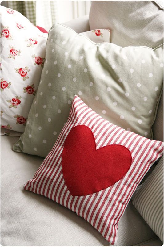 como hacer una almohada para el dia de los enamorados 10