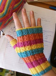 como tejer guantes sin dedos 8