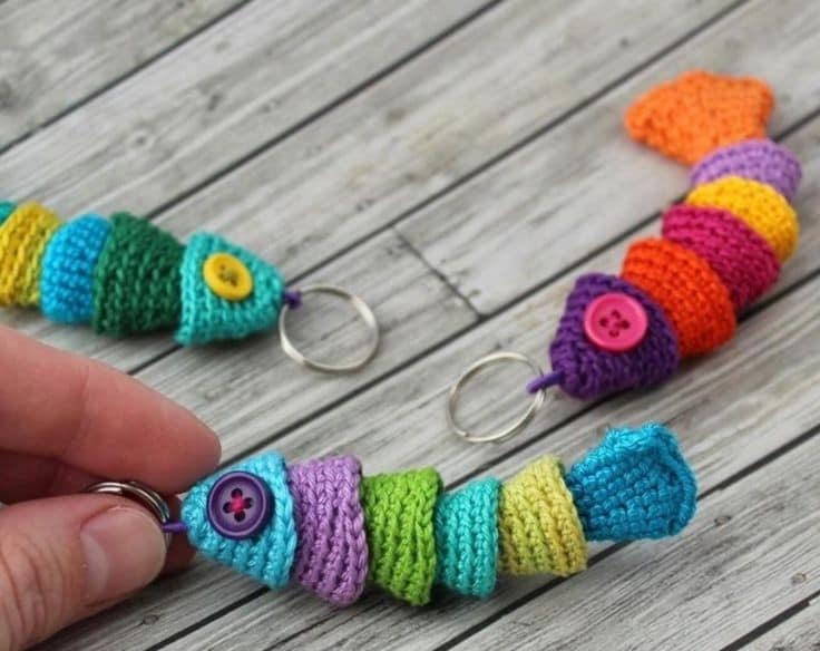 llavero de pez a crochet paso a paso 7