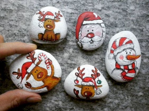 rocas pintadas navidad 8