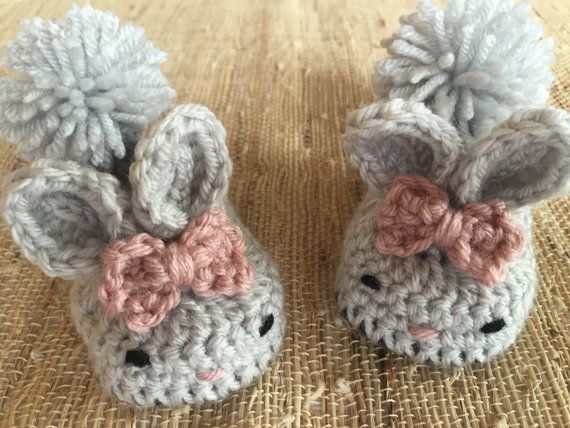 zapatitos de conejo tejidos a crochet 4